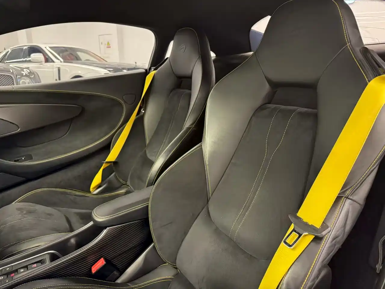 McLaren 570 2016 2015 570S 3.8T Coupe