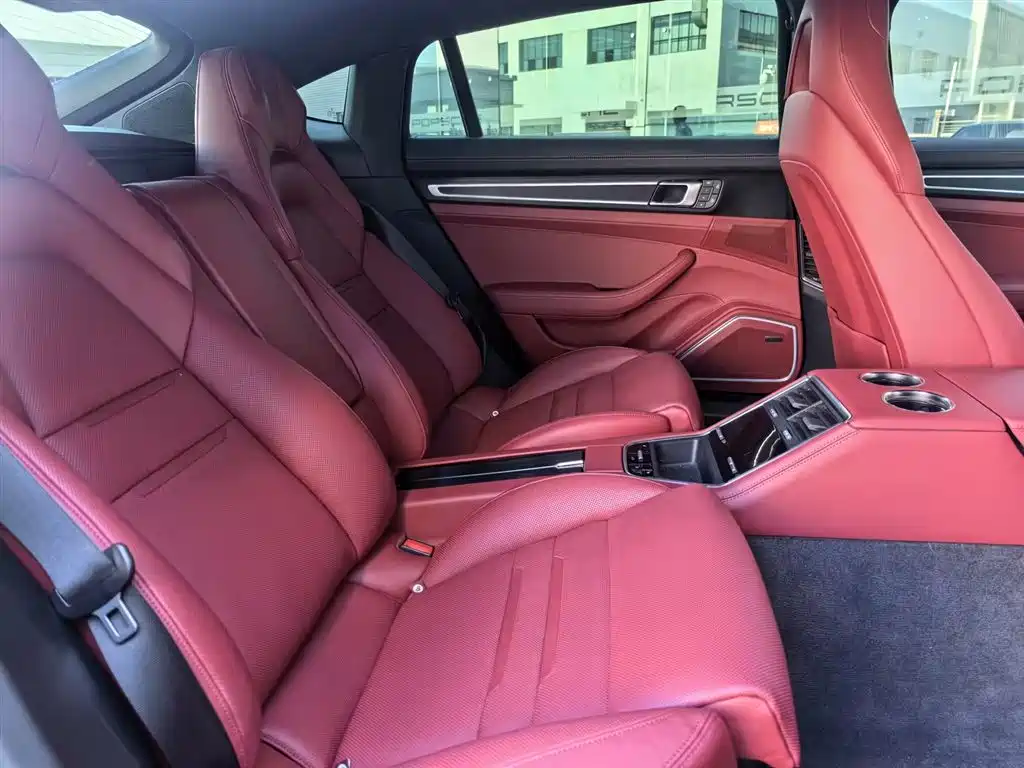 Porsche Panamera 2023 Facelift Panamera Executive Long Wheelbase Platinum Edition 2.9T фото 10