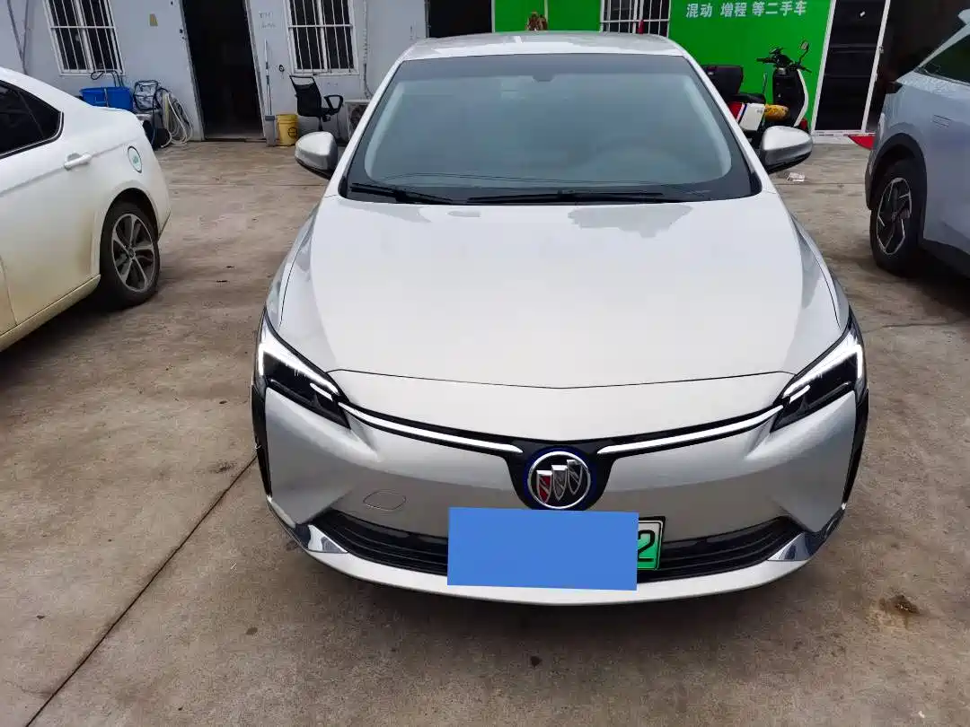 BUICK SLIGHTLY BLUE 6