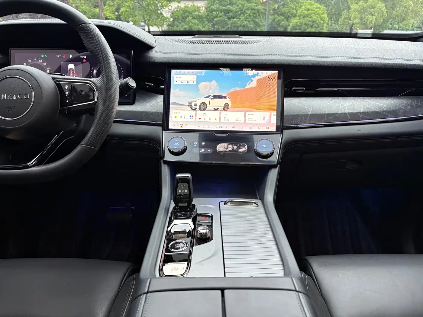 Lynk & Co 09 EM-P 2021 2.0T PHEV Ultra 6-seater фото 15