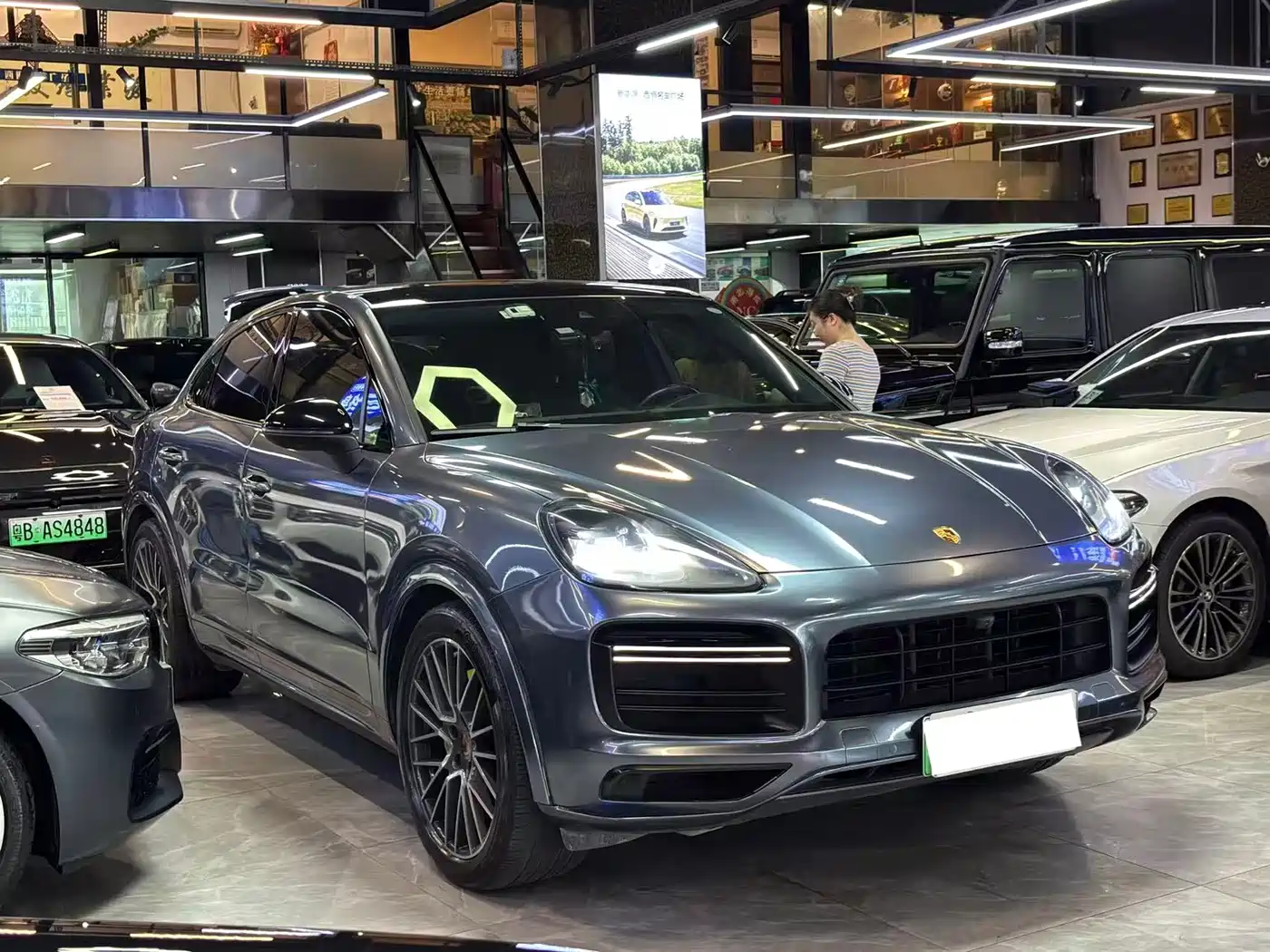 PORSCHE CAYENNE NEW ENERGY