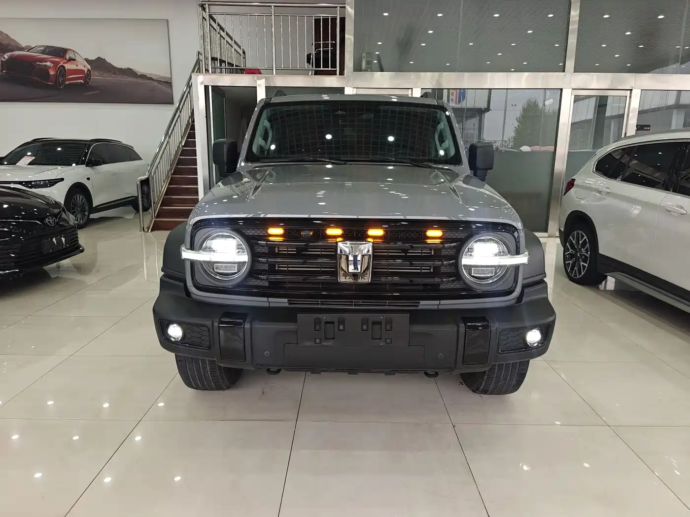 Tank 300 2023 Off-Road Edition 2.0T Conqueror фото 2