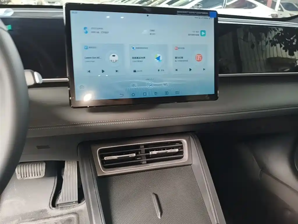 BYD Qin L 2026 DM-i 128KM Progressive фото 13
