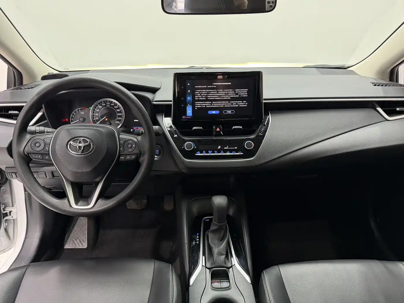 Toyota Corolla 2021 TNGA 1.5L CVT Elite Edition фото 14