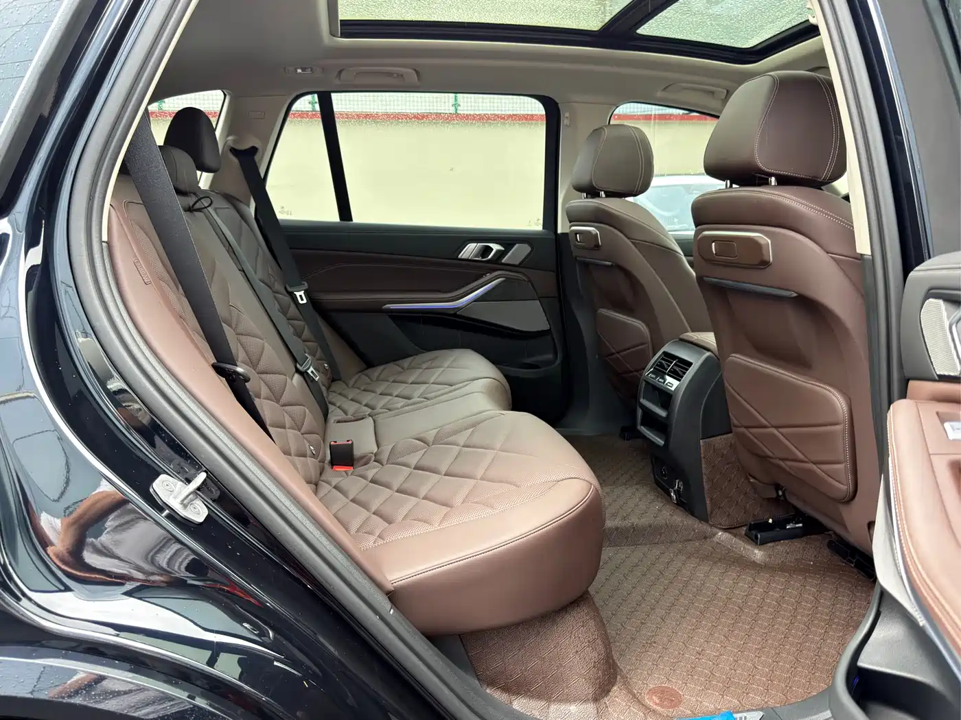 BMW X5 2023 xDrive 30Li Premium M Sport Black Night Package фото 12