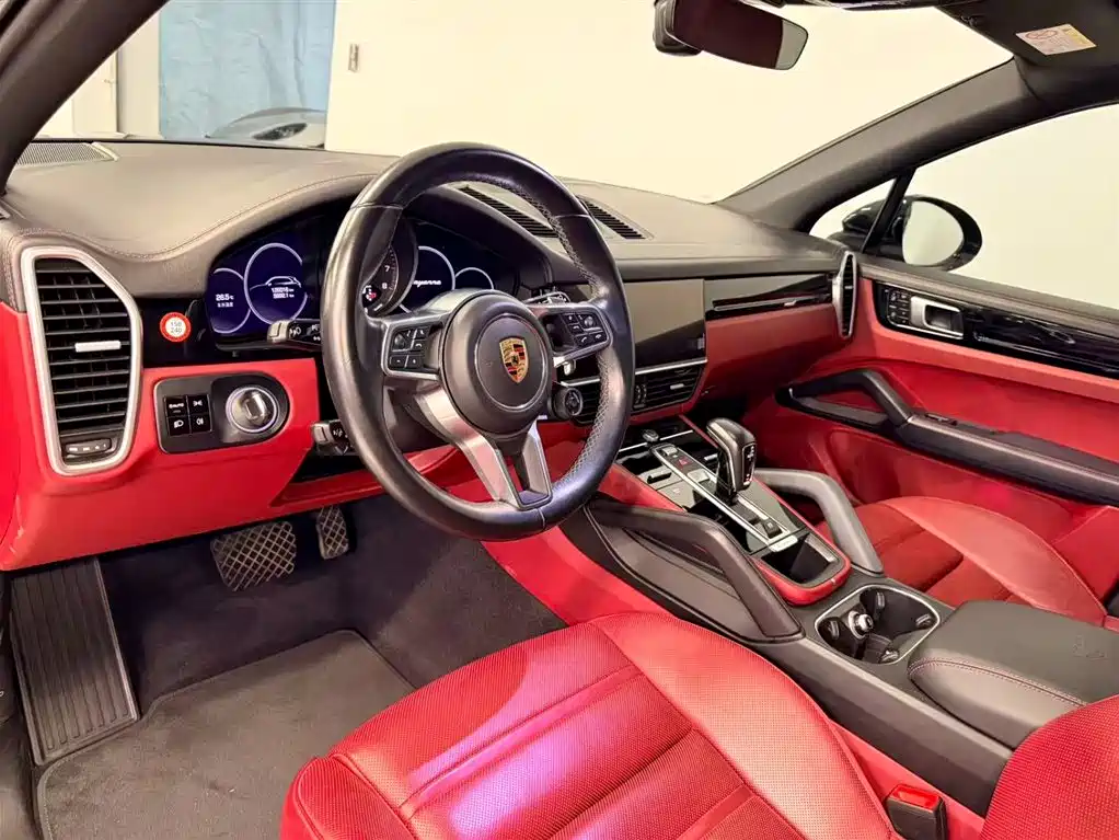 PORSCHE CAYENNE NEW ENERGY