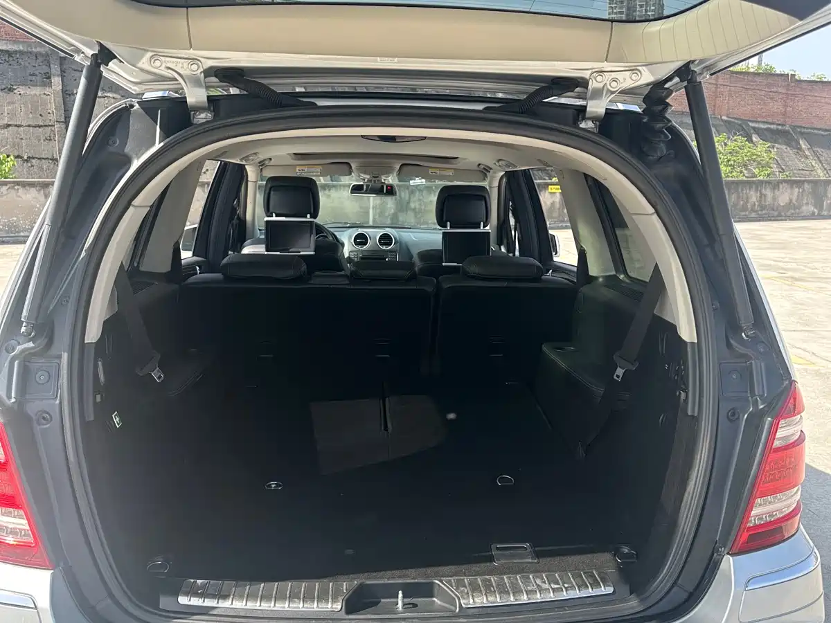 Mercedes-Benz GL-Class фото 11