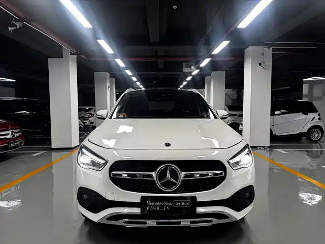 Mercedes-Benz GLA 2022 GLA 220 — фото 2