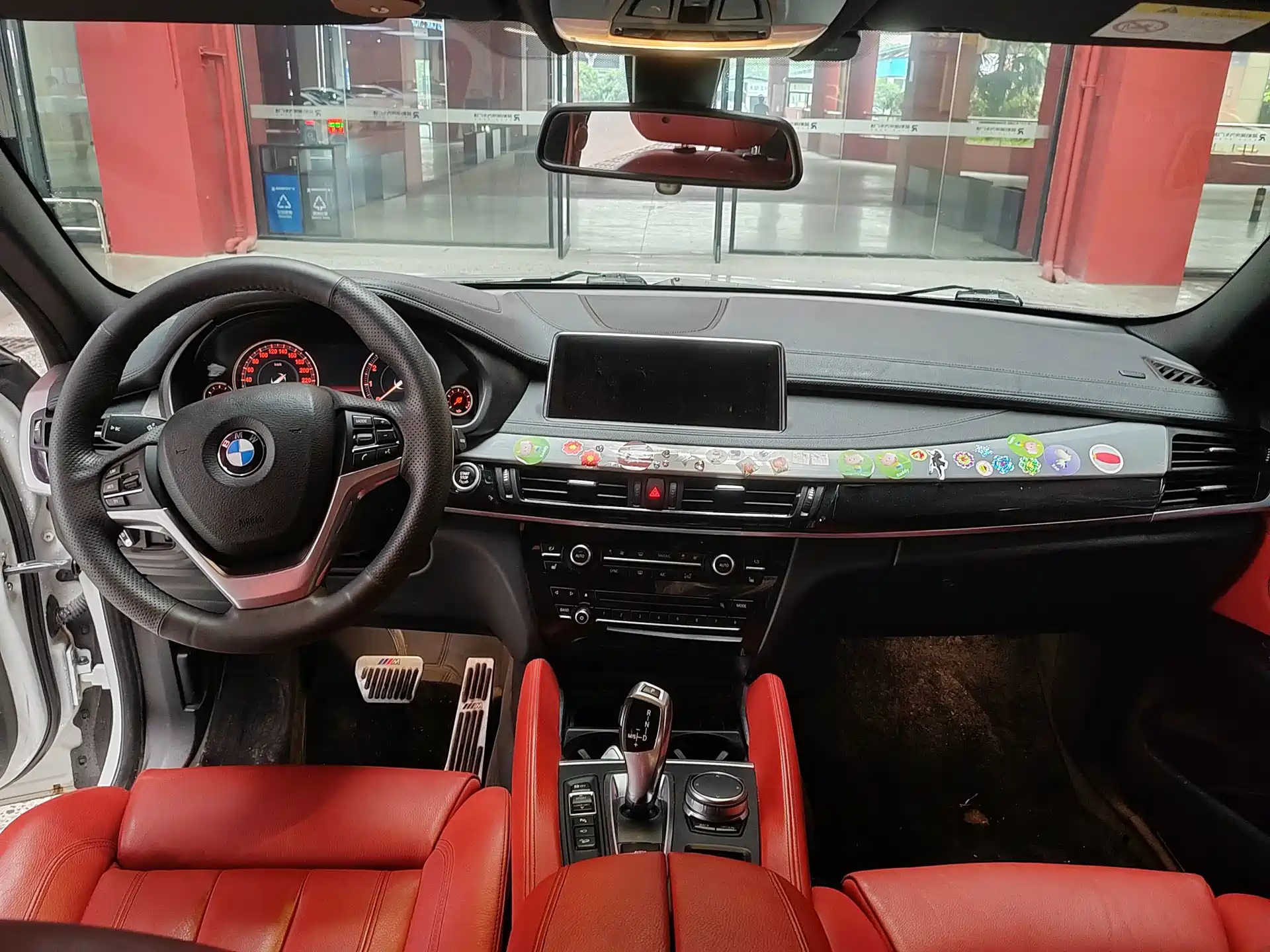 Фото 8 - BMW X6