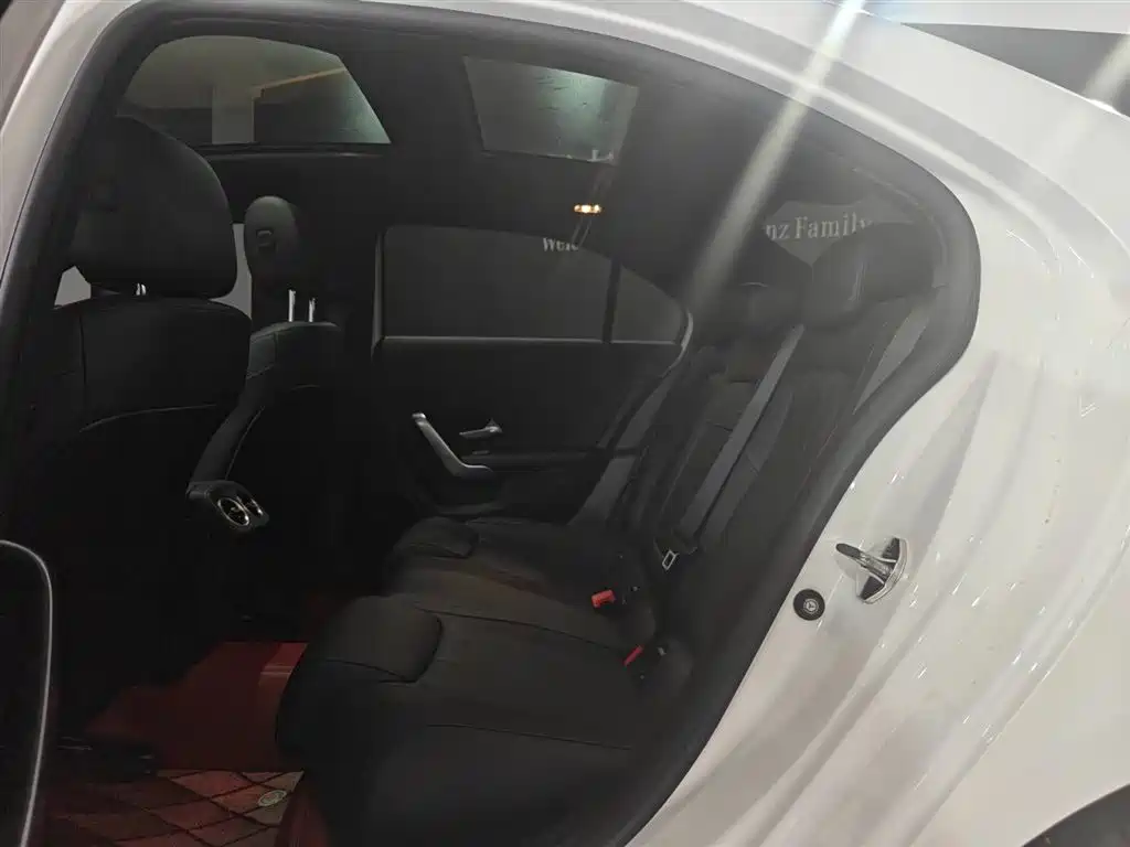 MERCEDES-BENZ A CLASS