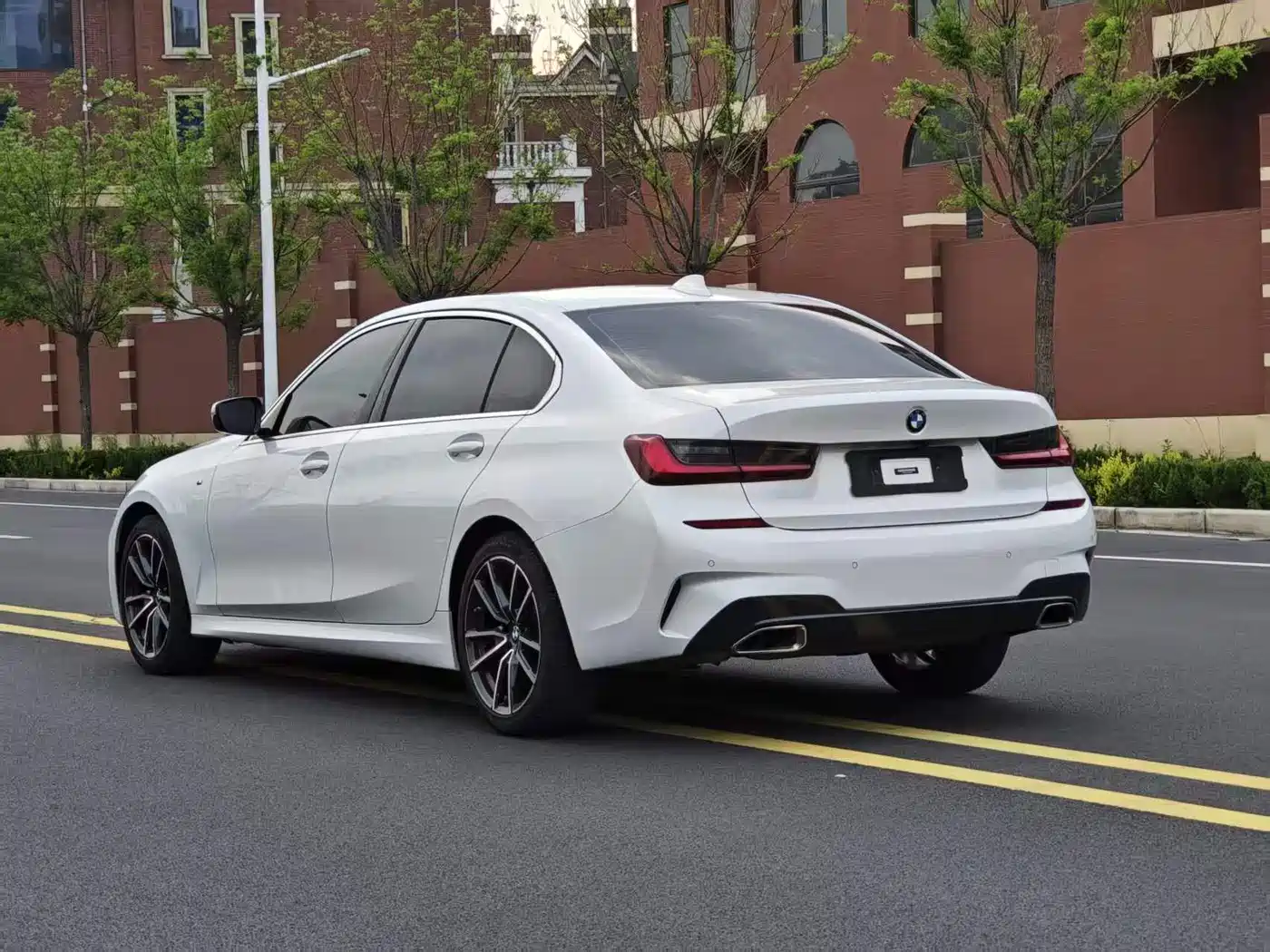 BMW 3 Series 2022 325i M Sport Package фото 6