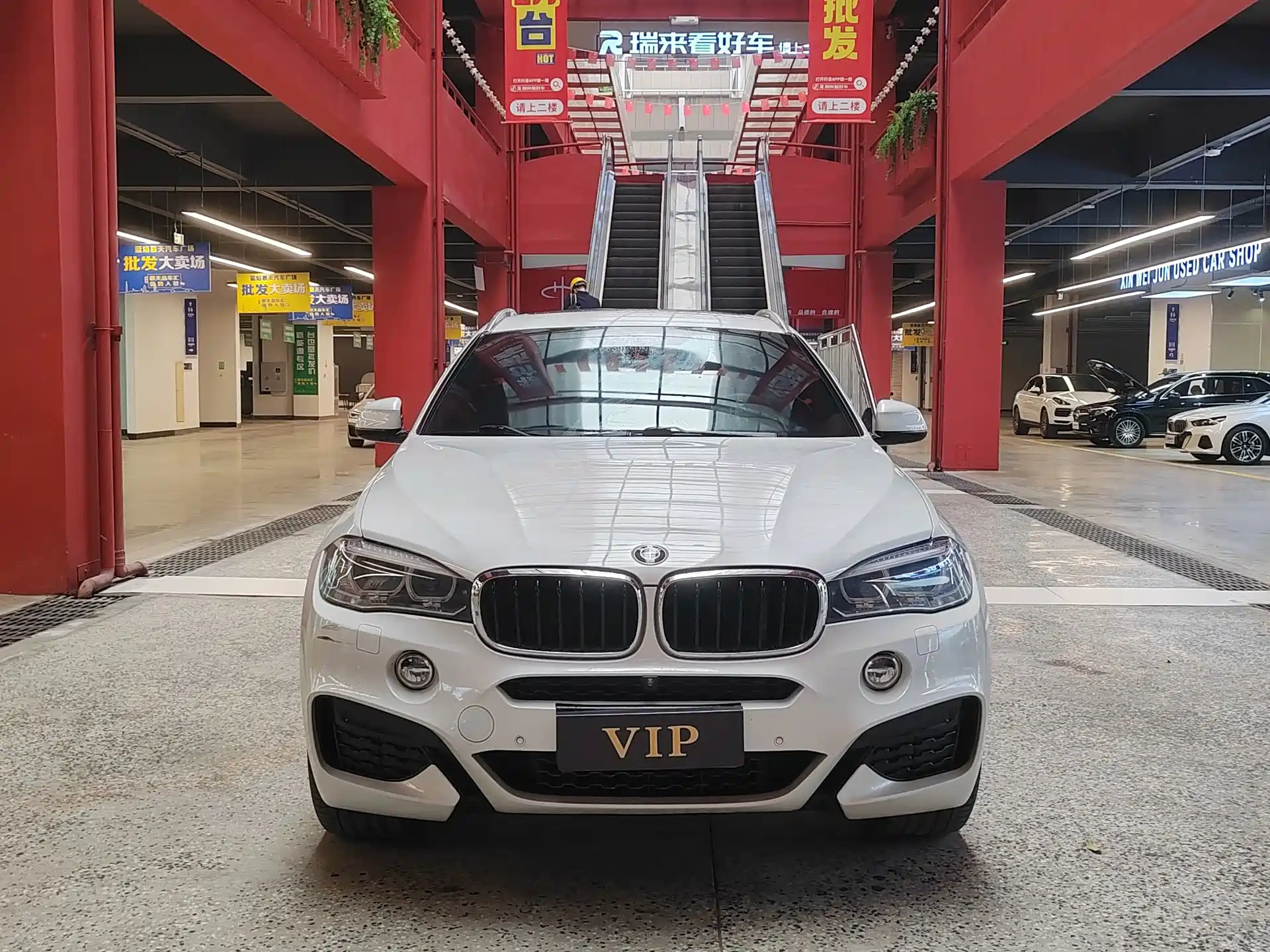 Фото 2 - BMW X6