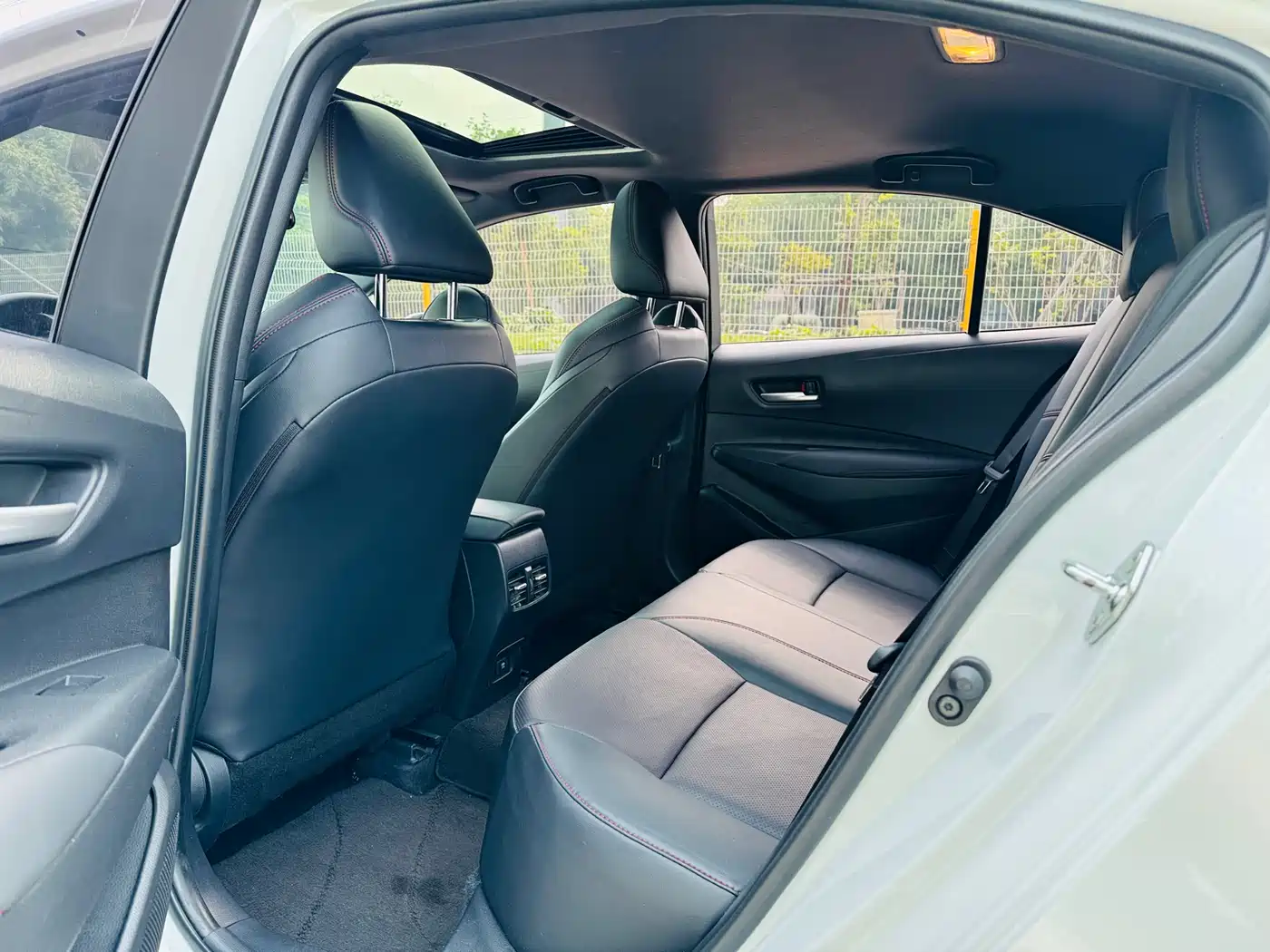 Toyota Levin 2021 185T CVT Sport Edition фото 5