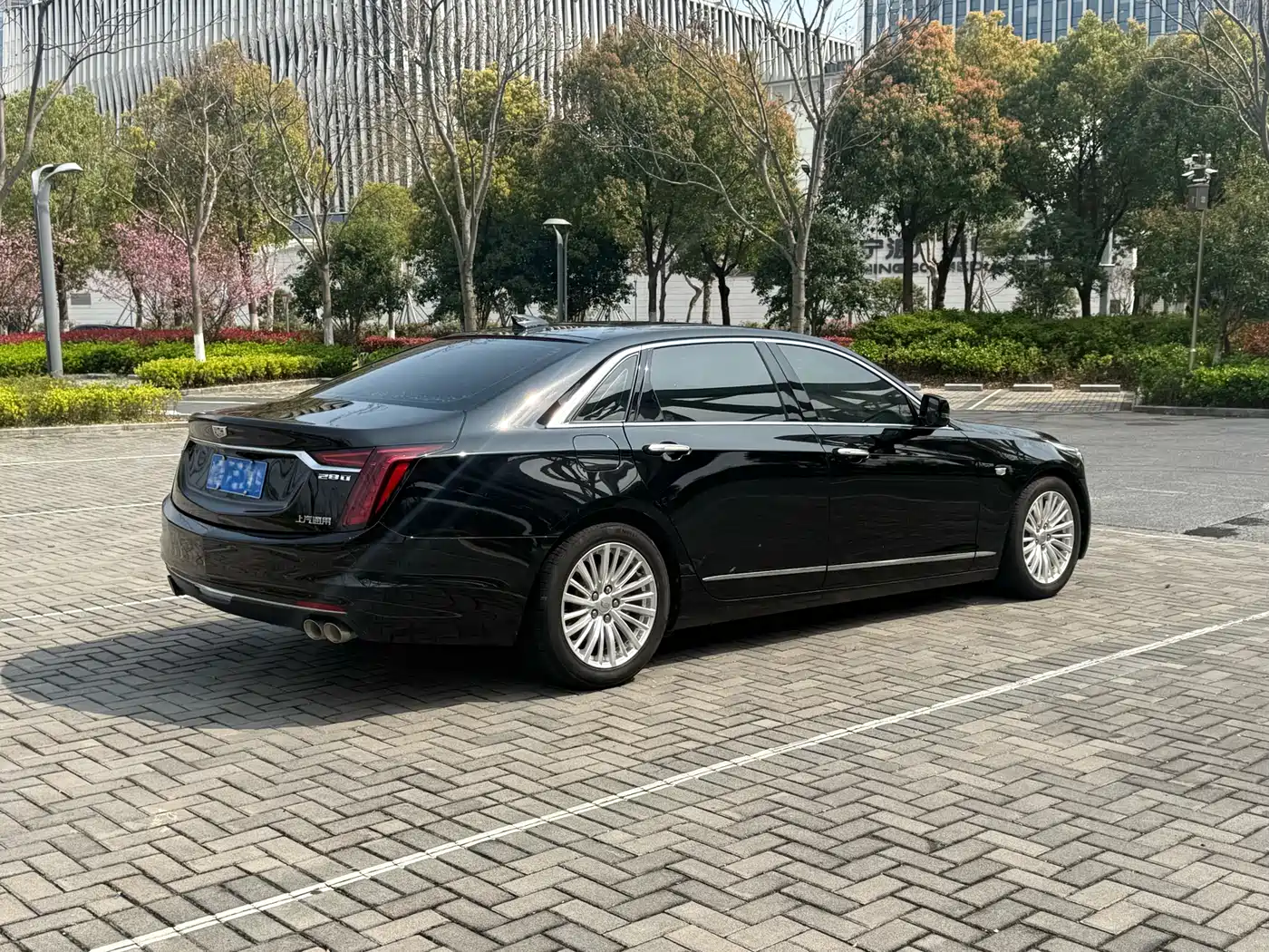 CADILLAC CT6