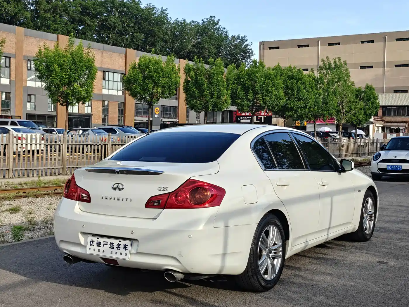 Infiniti G Series 2013 2013 G25 Sedan Luxury Sport Edition