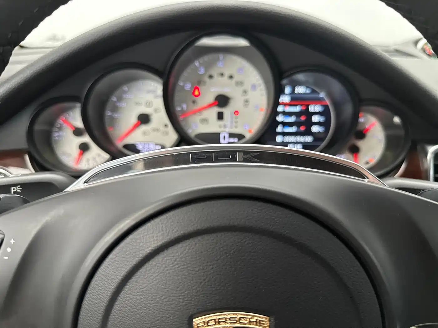Porsche Panamera 2010 Model Panamera S 4.8L фото 26