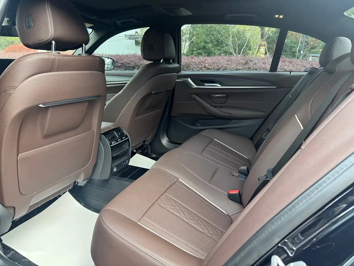 BMW 5 Series 2022 530Li Leading M Sport Package фото 5