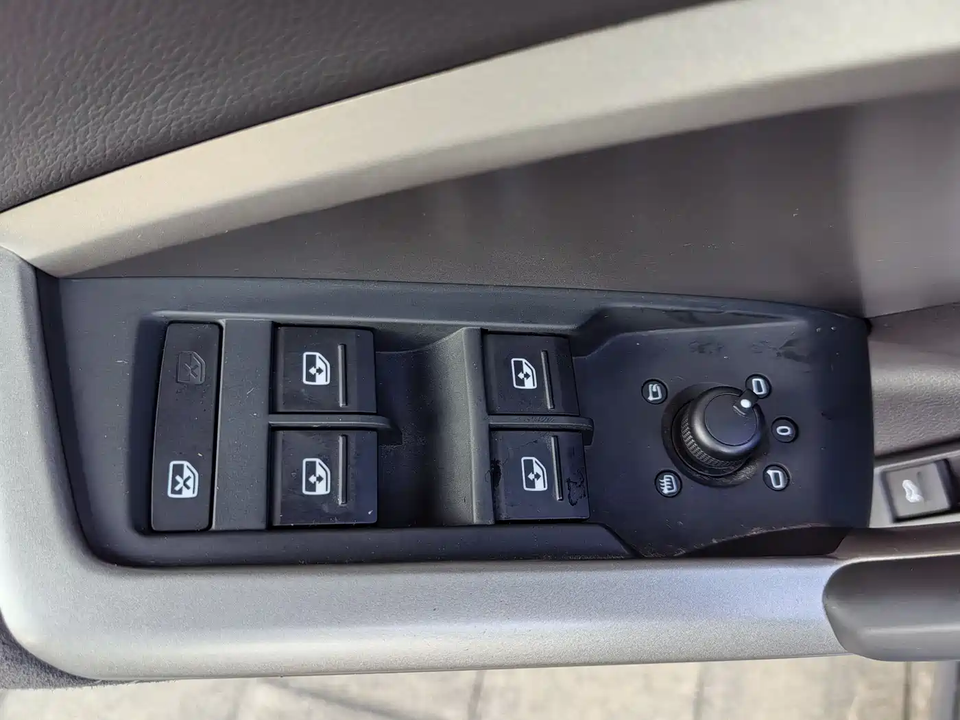 Audi Q3 2022 35 TFSI Progressive Dynamic фото 18