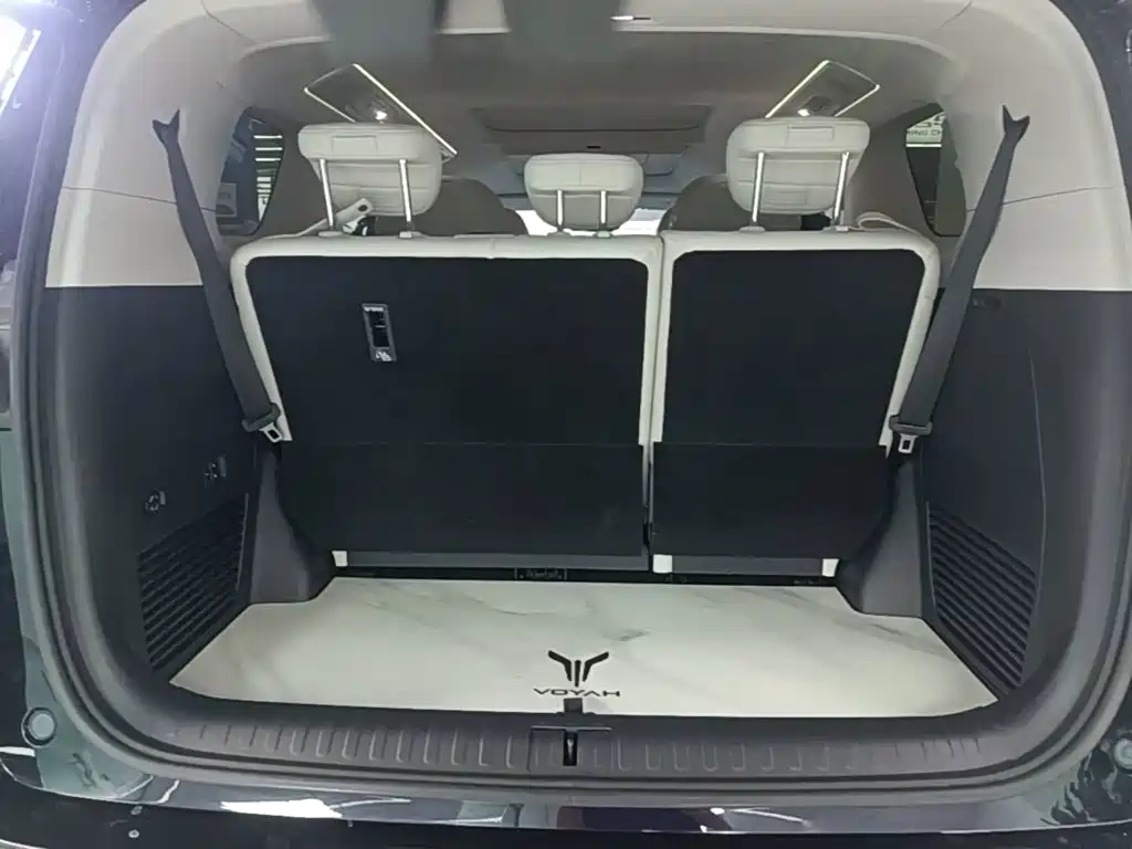 Voyah Dreamer 2026 2025 PHEV AWD Flagship Qian Kun Edition