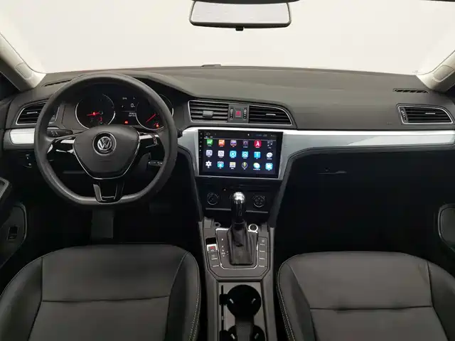 Volkswagen Lamando 2015 230TSI DSG Style — фото 5