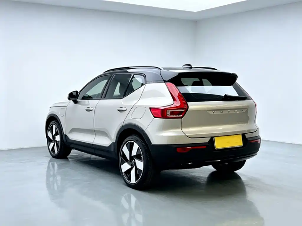 Volvo XC40 New Energy 2023 2023 Long Range PRO Version