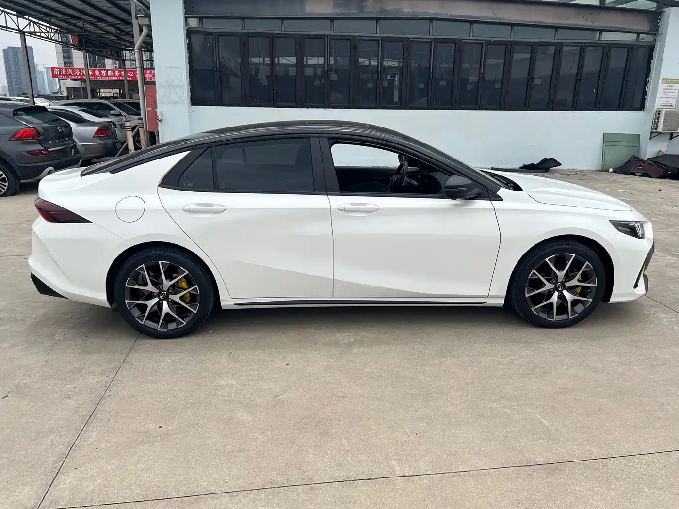 GAC Trumpchi Trumpchi Emkoo 2022 2021 270T DCT J16 Edition