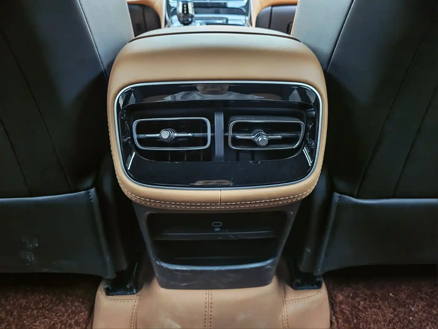 GEELY AUTOMOBILE BOYUE L