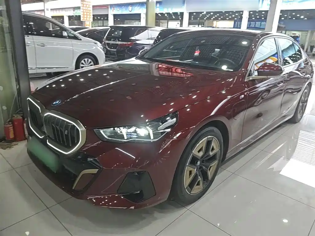 BMW i5 2024 eDrive 35L Premium Model M Sport Package