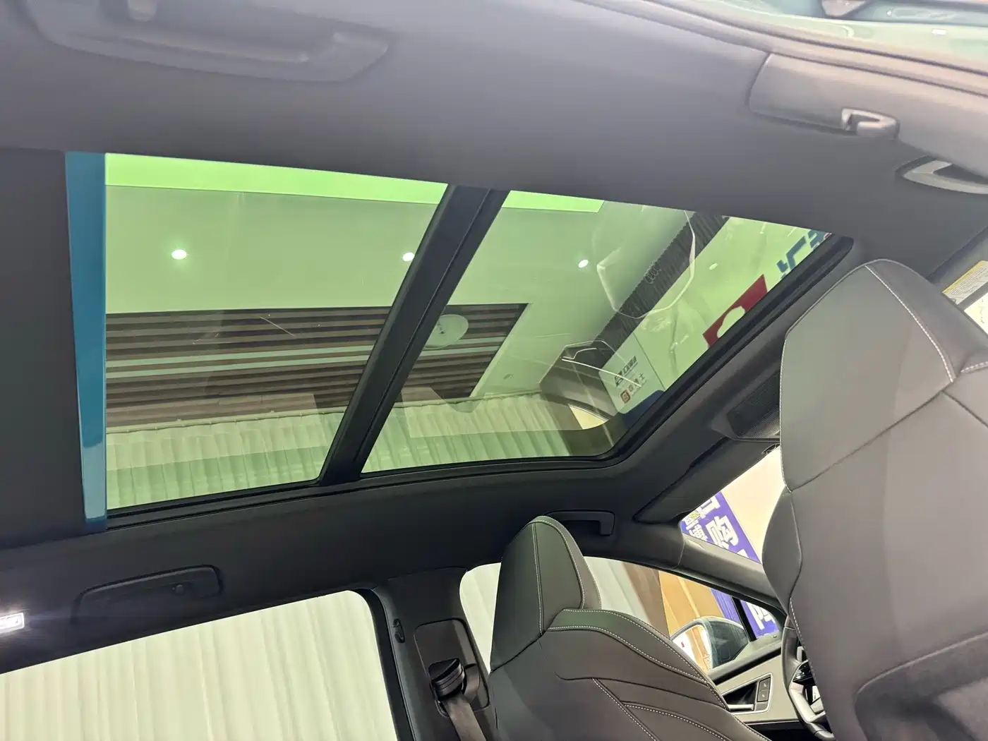 Audi Q5 e-tron 2024 2023 40 e-tron Starlight Edition Brocade Package