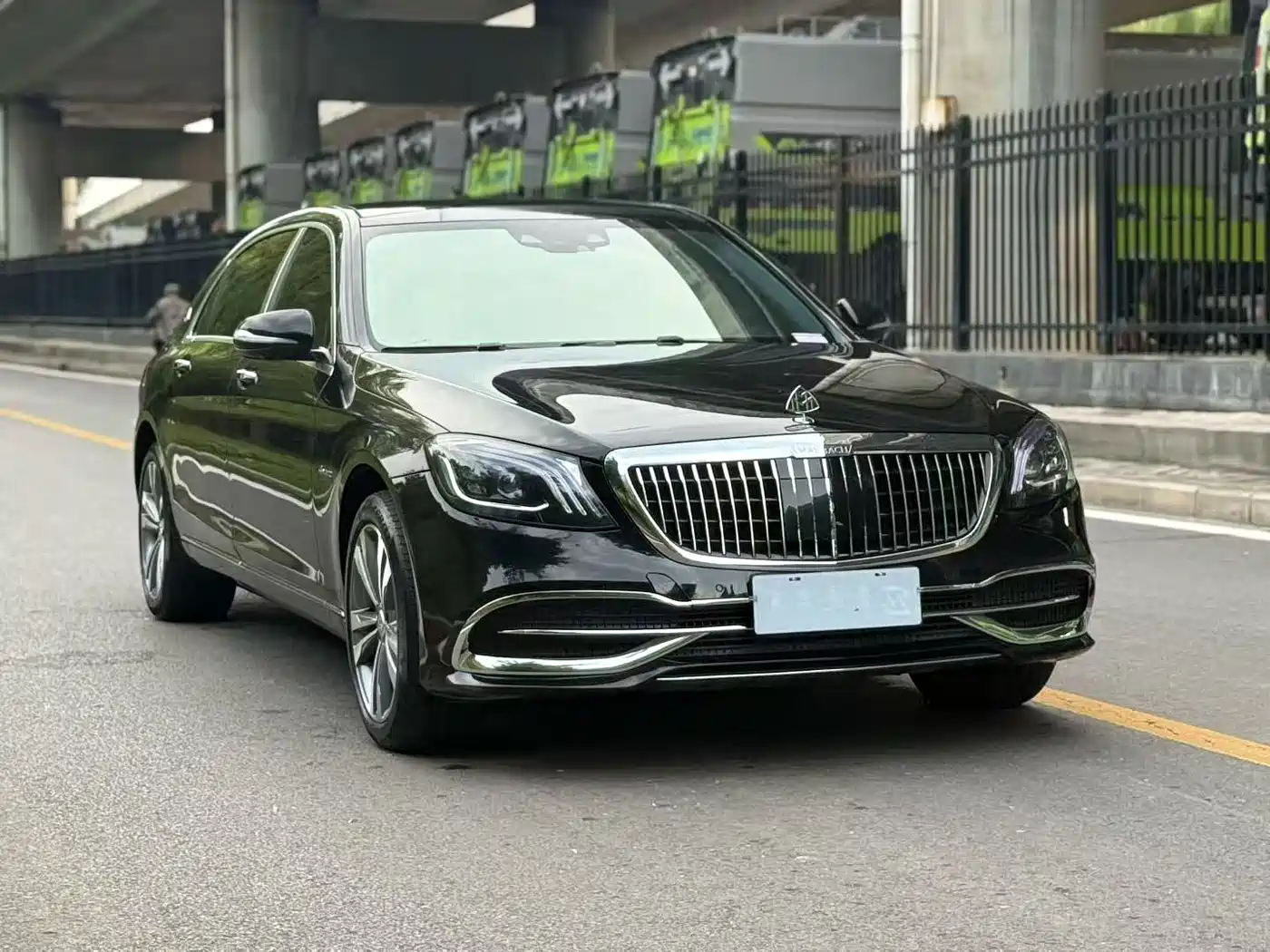 Mercedes-Benz Maybach S-Class 2015 S 400 4MATIC фото 3