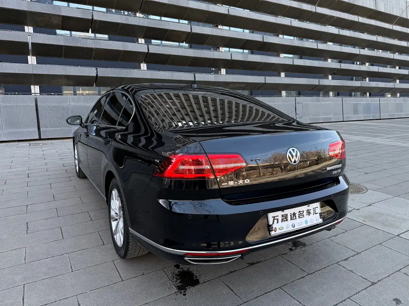 Volkswagen Magotan 2019 330TSI DSG Luxury China V фото 6