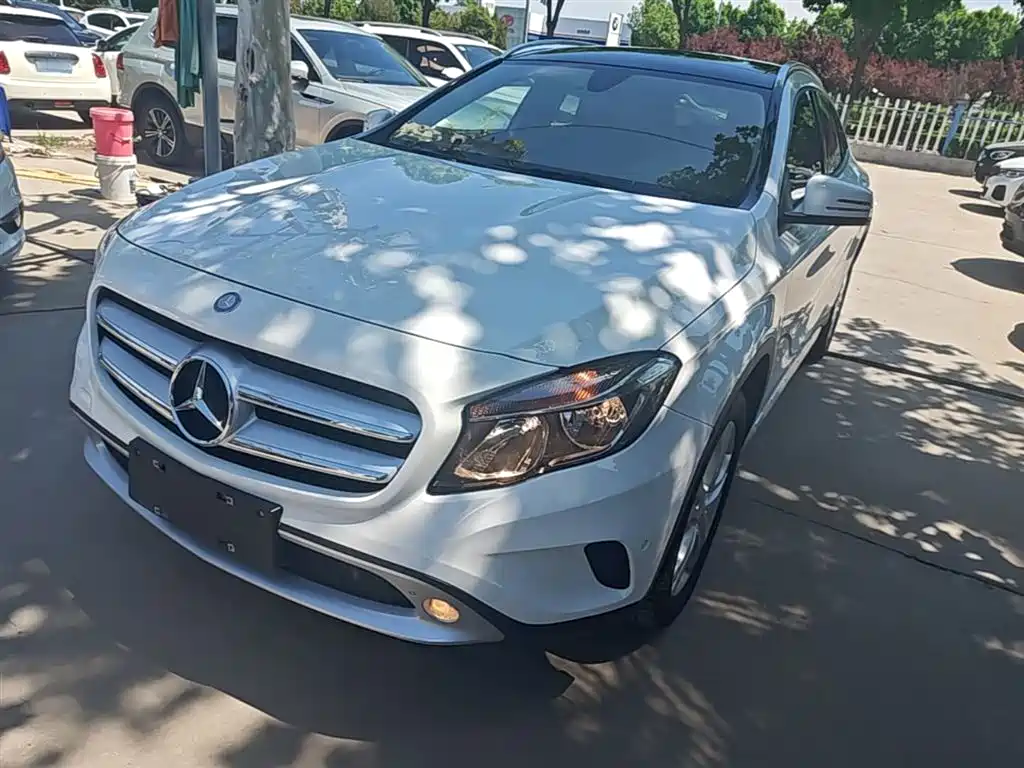 Mercedes-Benz GLA 2016 GLA 200 Dynamic