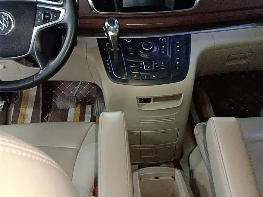 Buick GL8 2017 25S Luxury China V фото 14