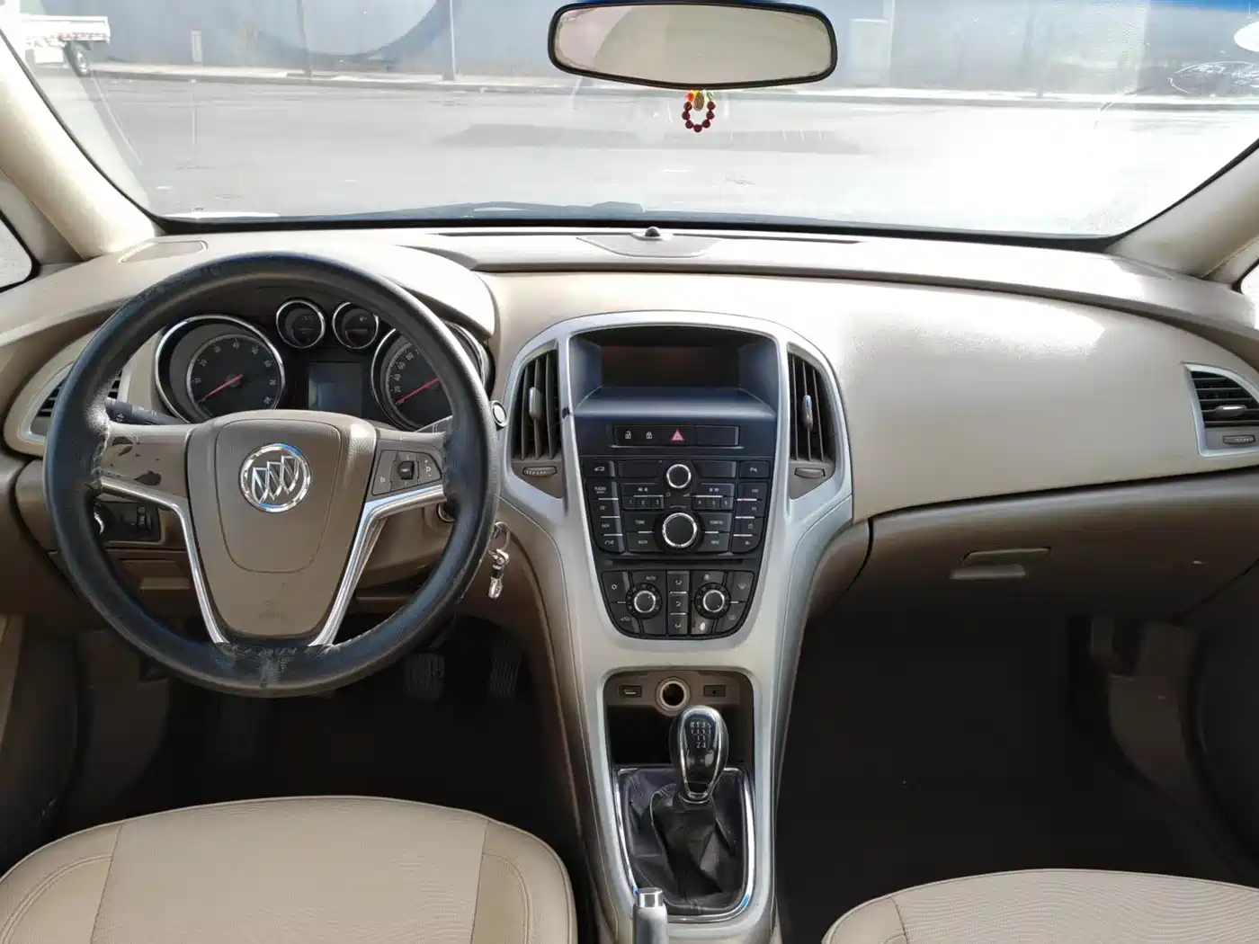 Buick Excelle 2013 Model GT 1.6L Manual Progressive фото 5