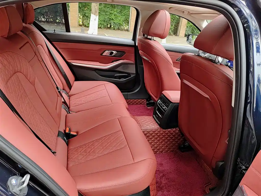 BMW 3 Series 2025 325Li M Sport Package фото 11