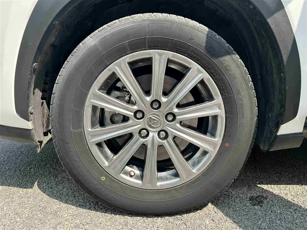 Lexus NX 2015 200 FWD Premium фото 24