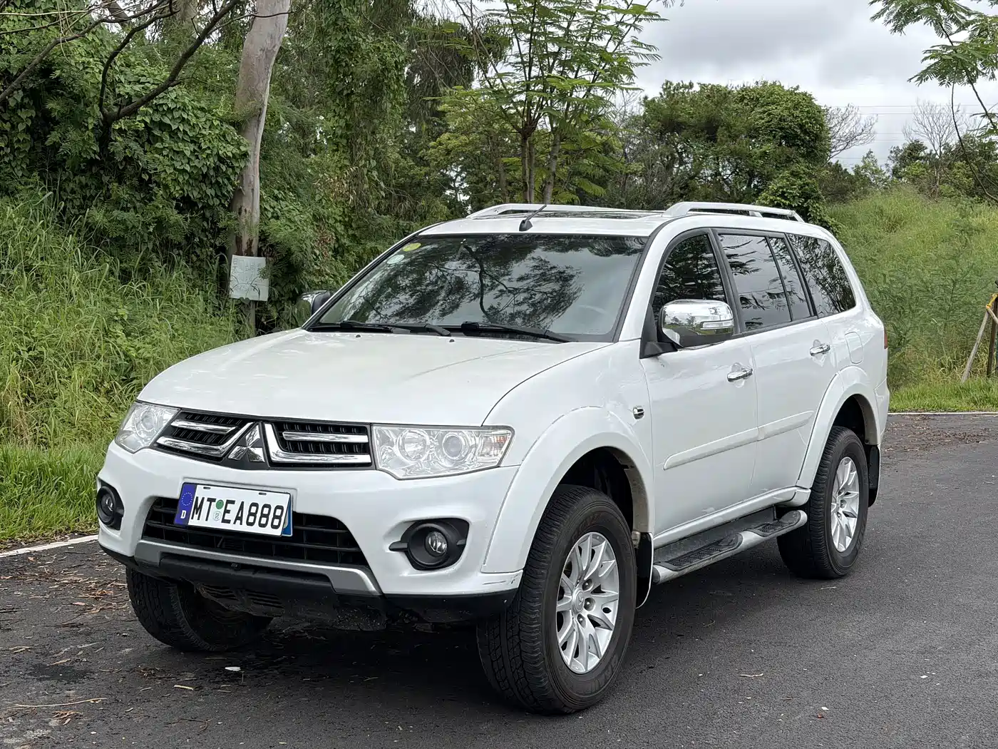 Mitsubishi Pajero Sport