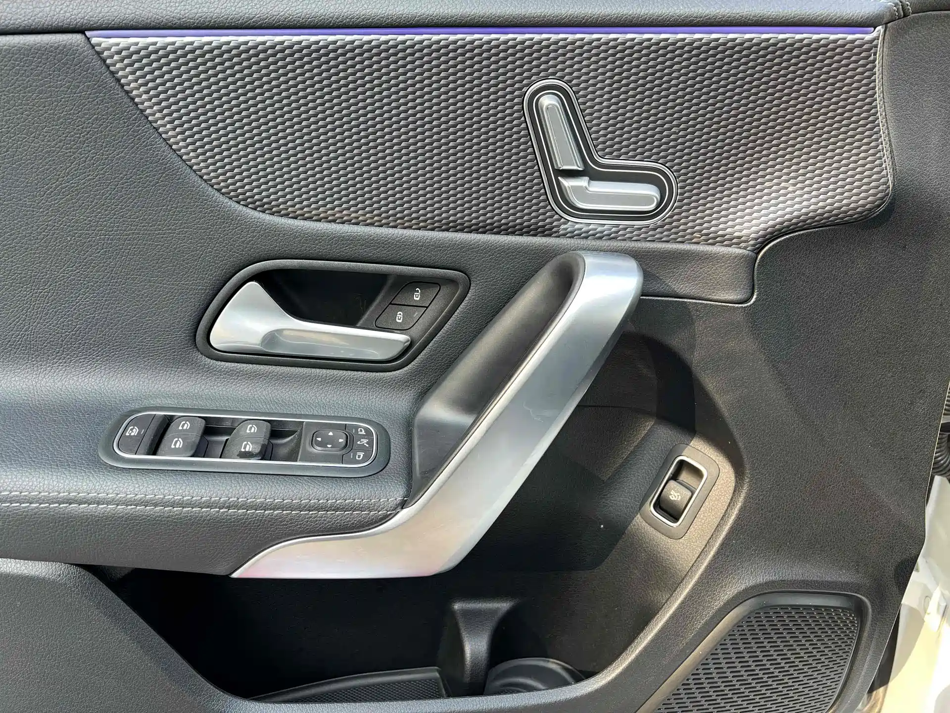 Фото 16 - Mercedes-Benz A-Class