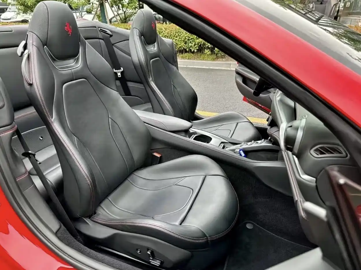 Ferrari Portofino 2019 2018 Model 3.9T