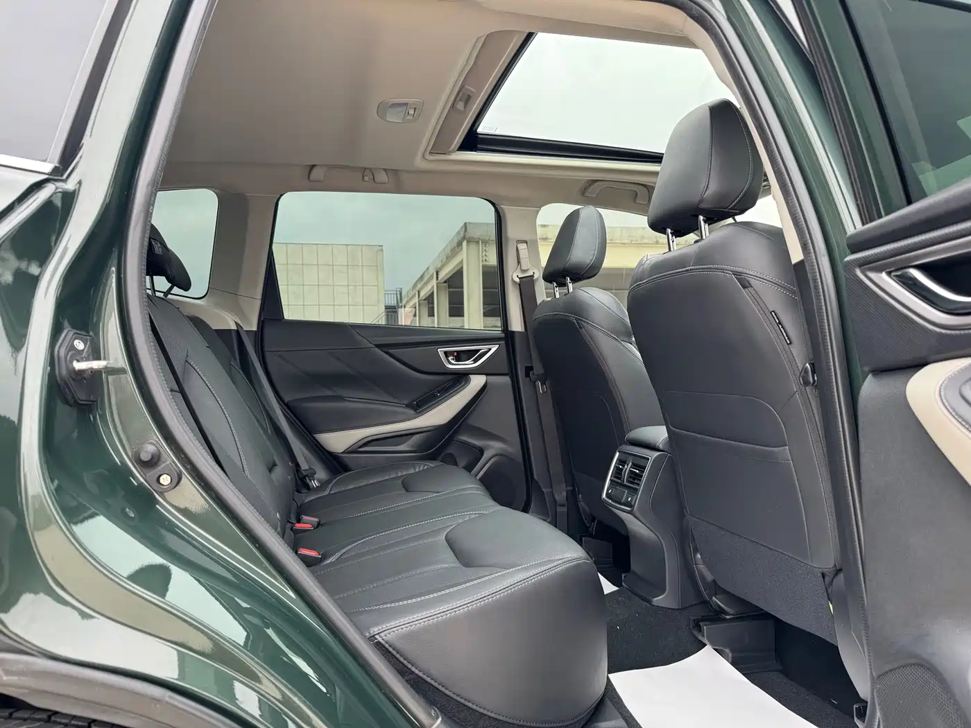 Subaru Forester 2022 2.0i AWD Luxury Edition with EyeSight фото 26