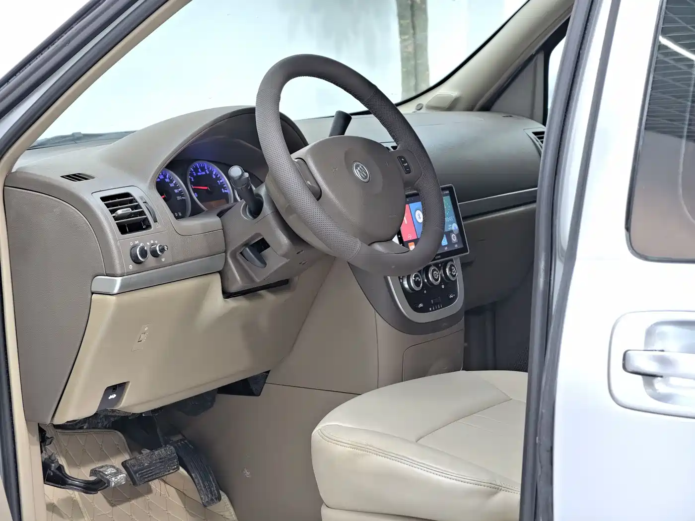 Buick GL8 2014 2.4L Classic Edition фото 11