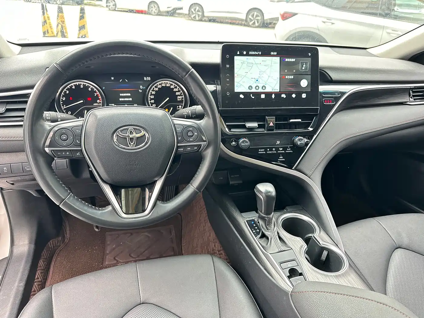 Toyota Camry 2021 2.0G Luxury Edition фото 10