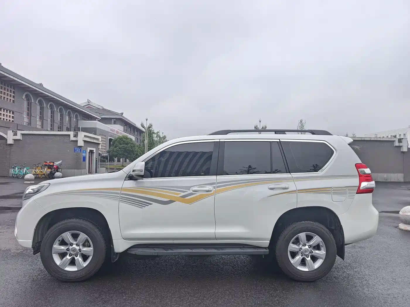 Toyota Prado 2016 2.7L Auto Standard Edition фото 2