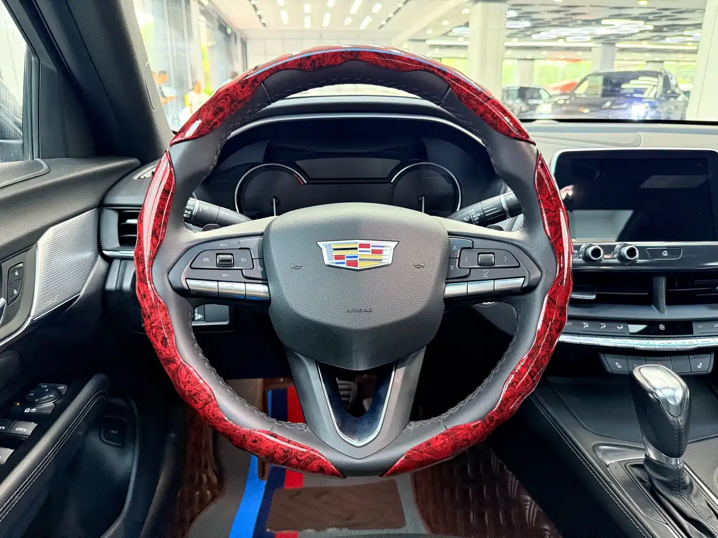 Cadillac CT4 2022 2021 28T Luxury Model