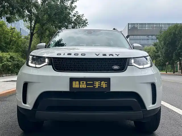 Land Rover Discovery 2019 3.0 SC V6 SE — фото 2