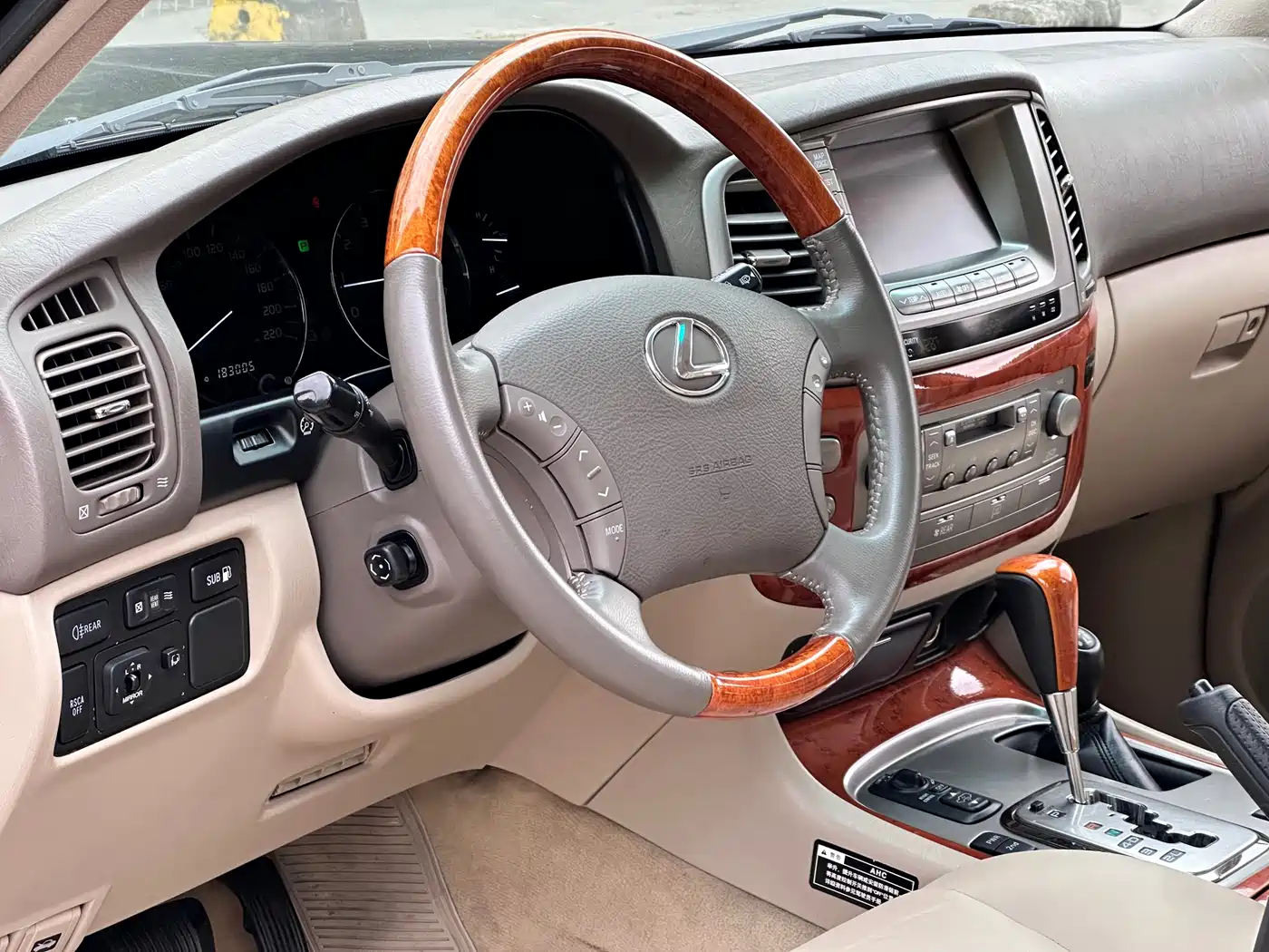Lexus LX 2005 470 фото 6