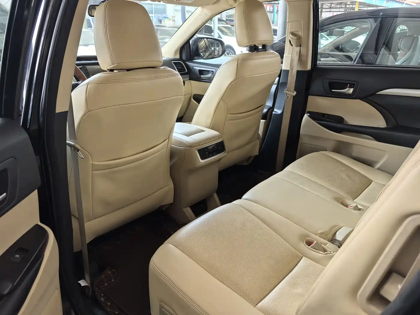 Toyota Highlander 2018 2.0T 4WD Elite 7-seater China VI фото 8