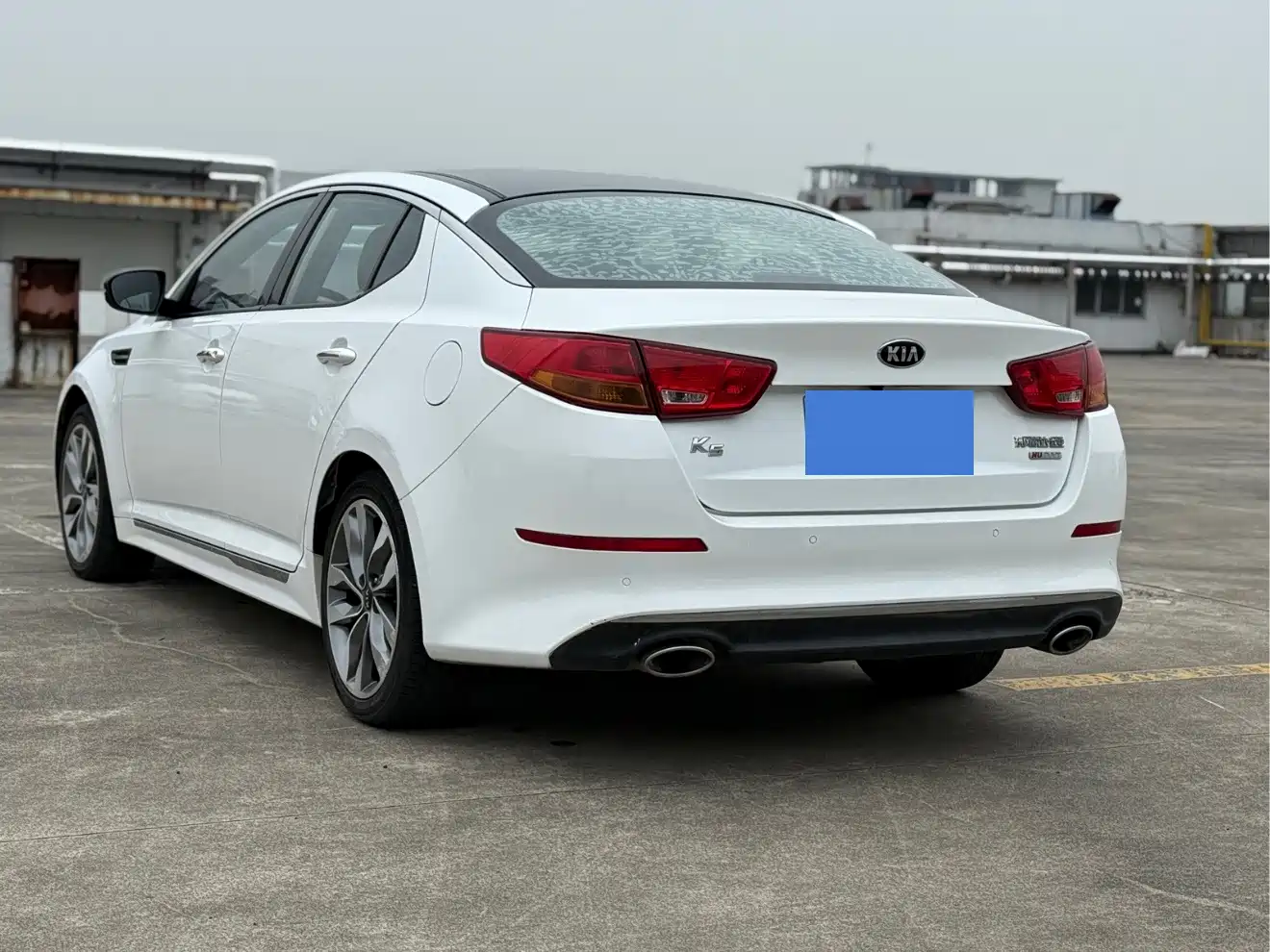 Фото 4 - Kia K5