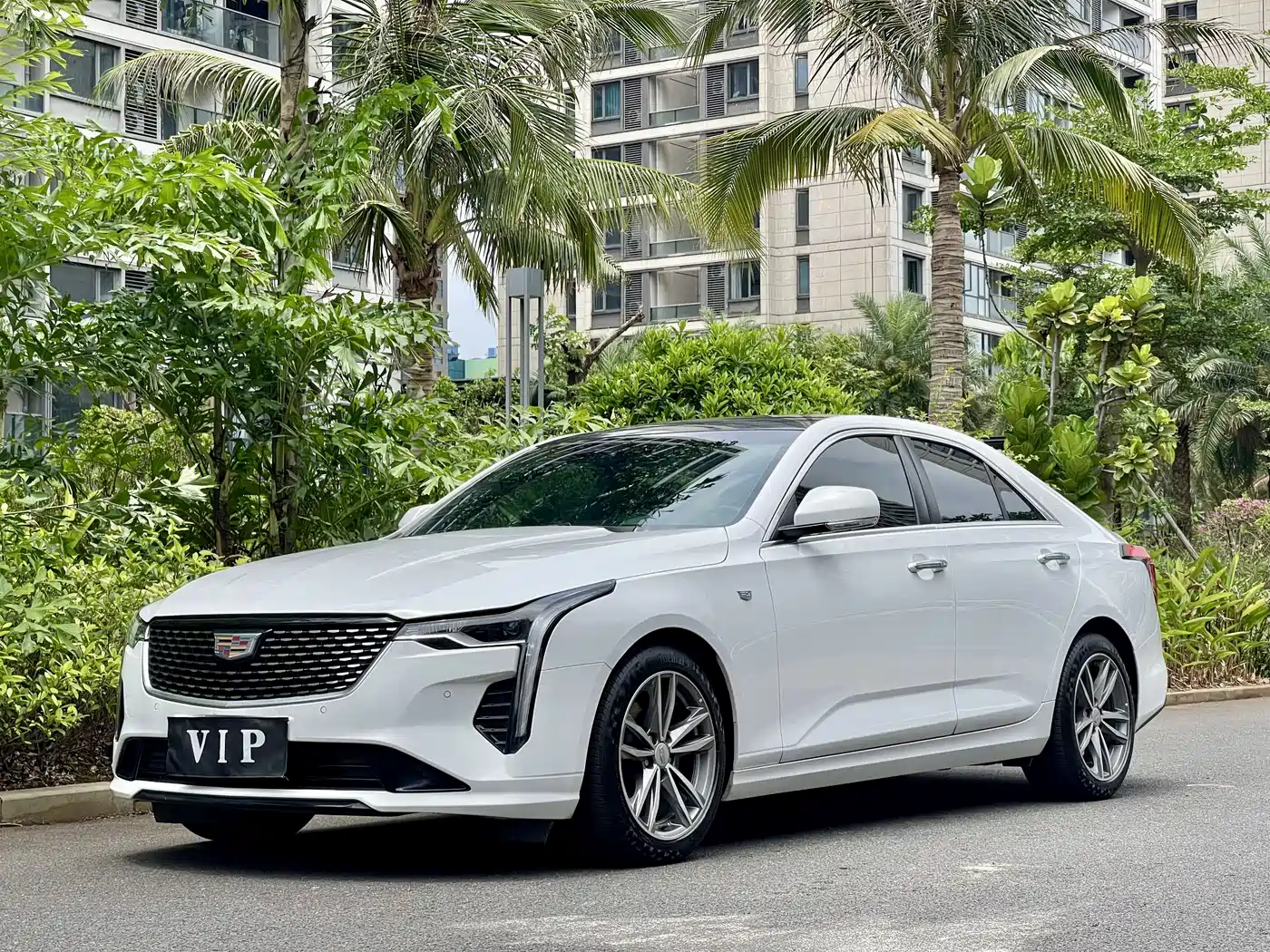 CADILLAC CT4