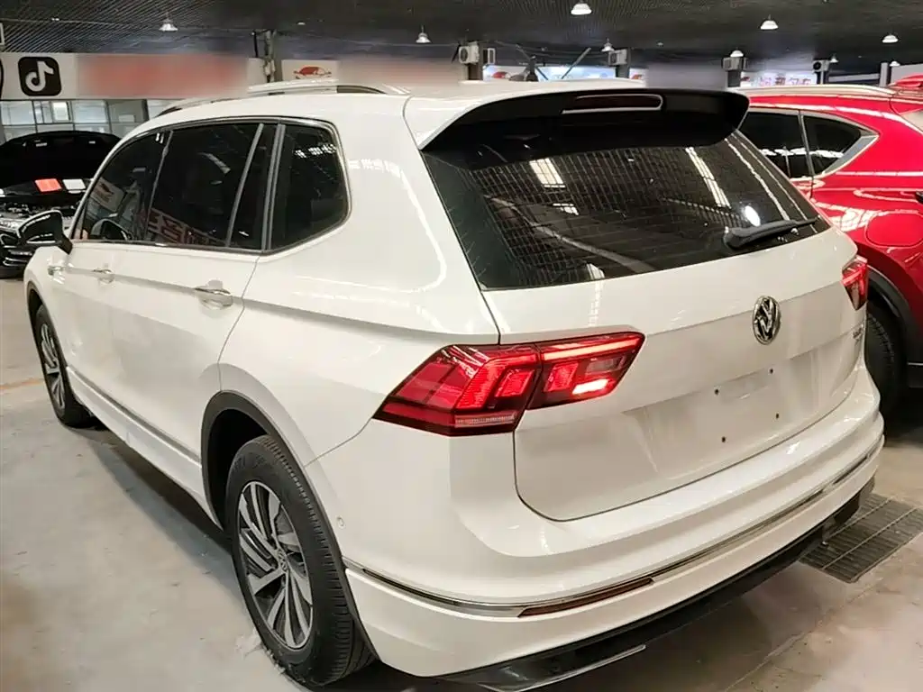 VOLKSWAGEN TIGUAN L NEW ENERGY